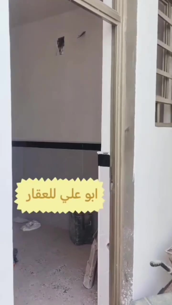 يالله بيت للبيع شارع الشفلات  
▫️قرب المدرسة الاهليه 
▫️طابقين 
▫️بناء جديد كونكريت
▫️المساحة ١٠٠م 
▫️شارع ٨م 
▫️جاهز للسكن 
▫️للإستفسار
▫️***********
▫️***********
▫️ابو علي للعقار🏡
