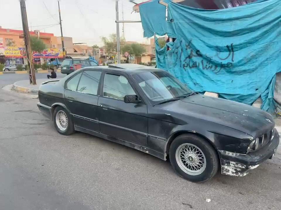 ٥٣٠ كير اوتو محرك فل ٣٠٠٠ فول مواصفات كشنات جلد سلايت بيها طخه بلجاملغ لامامي مامعدل  ووياها بجم عريض بس بعد ماشادو رقمها اخضر مدفوع كمرك بس تروح تحول سعرها ٣١ وبيها مجال ***********
