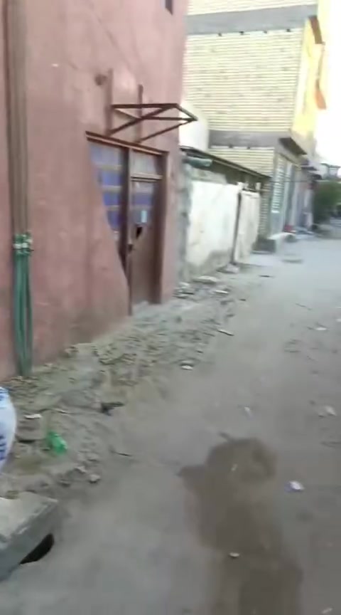 سلام عليكم بيت ميت ١٠٠متر شارع ابو طالب قرب العاب السندباد السعر ٥٥مليون ابيه مجال للشراي موسعره بس عندي ضرف خاص ***********
