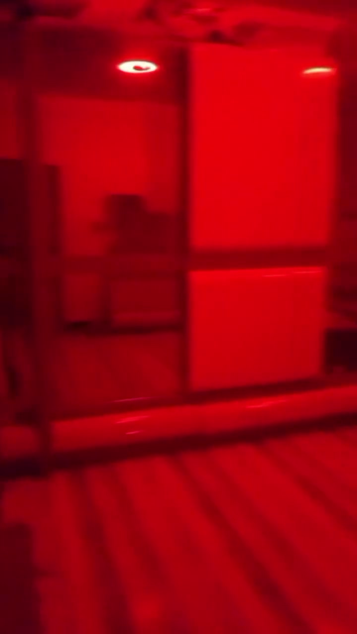 الغرفه للبيع ياريت هسه ***********
