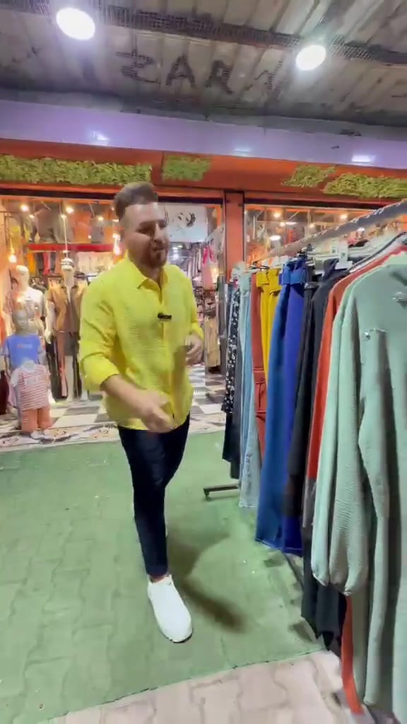 حبايب زورونا للمحل جايب بضاعه جديدة واسعار مناسبه العنوان شارع الطوارئ بدايت اسواق انور اهلا وسهلا بكم جميعا
