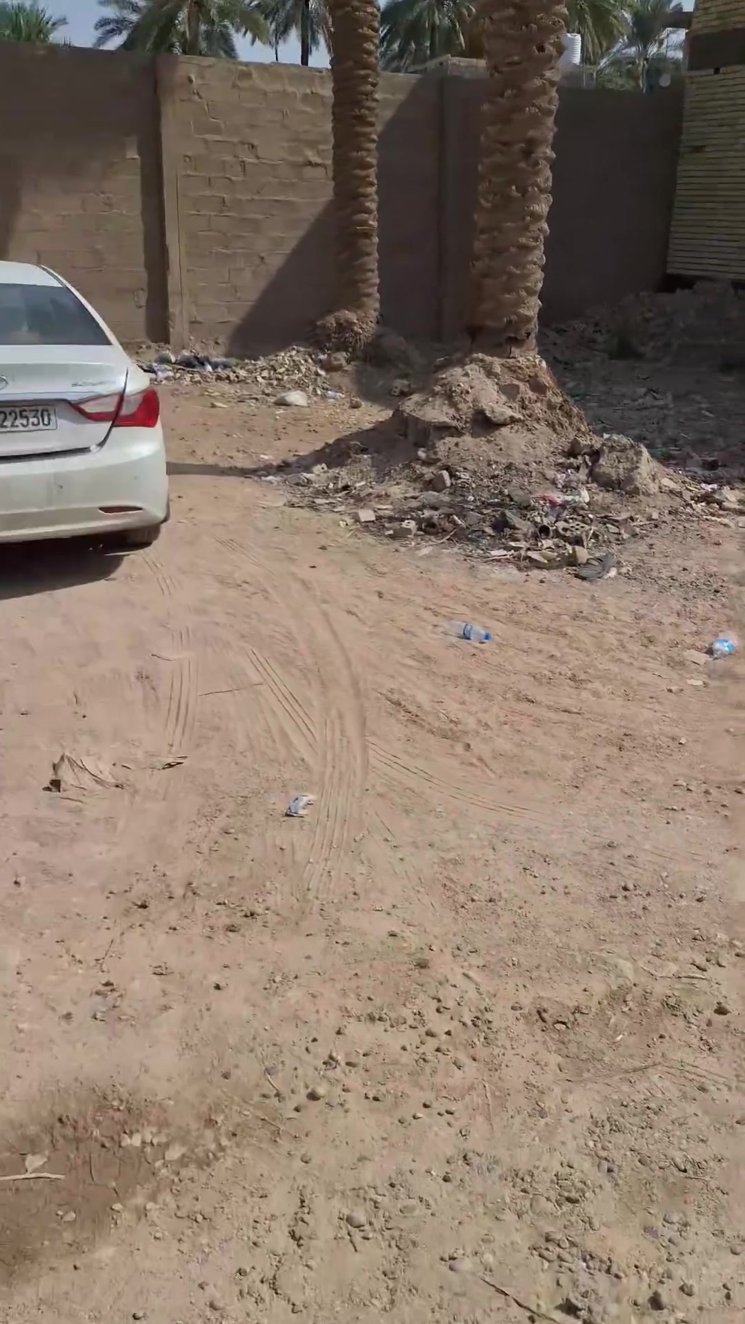 أرض • نهاية سوق الامام عون • ١٠٠م