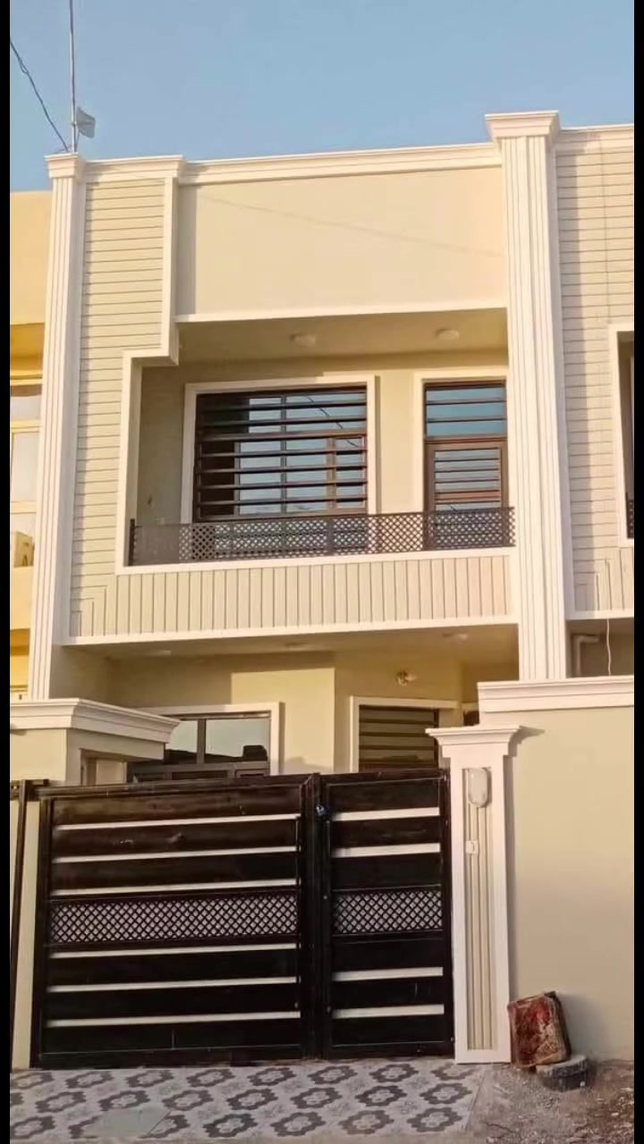 طابو زراعي سند 25 
100 متر طابقين بناء حديث زيرو ممسكون  كامل خدمات مي كهرباء تبليط  بدور الزراعه الثالثه بشارع الجمعيه ارقه شارع بدور الزراعه
السعر 70 وقابل للتفاوض 
(شراي فقط بدون دلالين )
التواصل واتساب ***********
