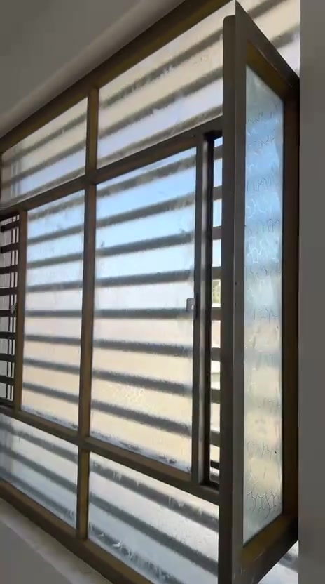 سلام عليكم شقق للإيجار ط1 450 ط 2 350 دولعي شارع ابن الجوزي ***********
