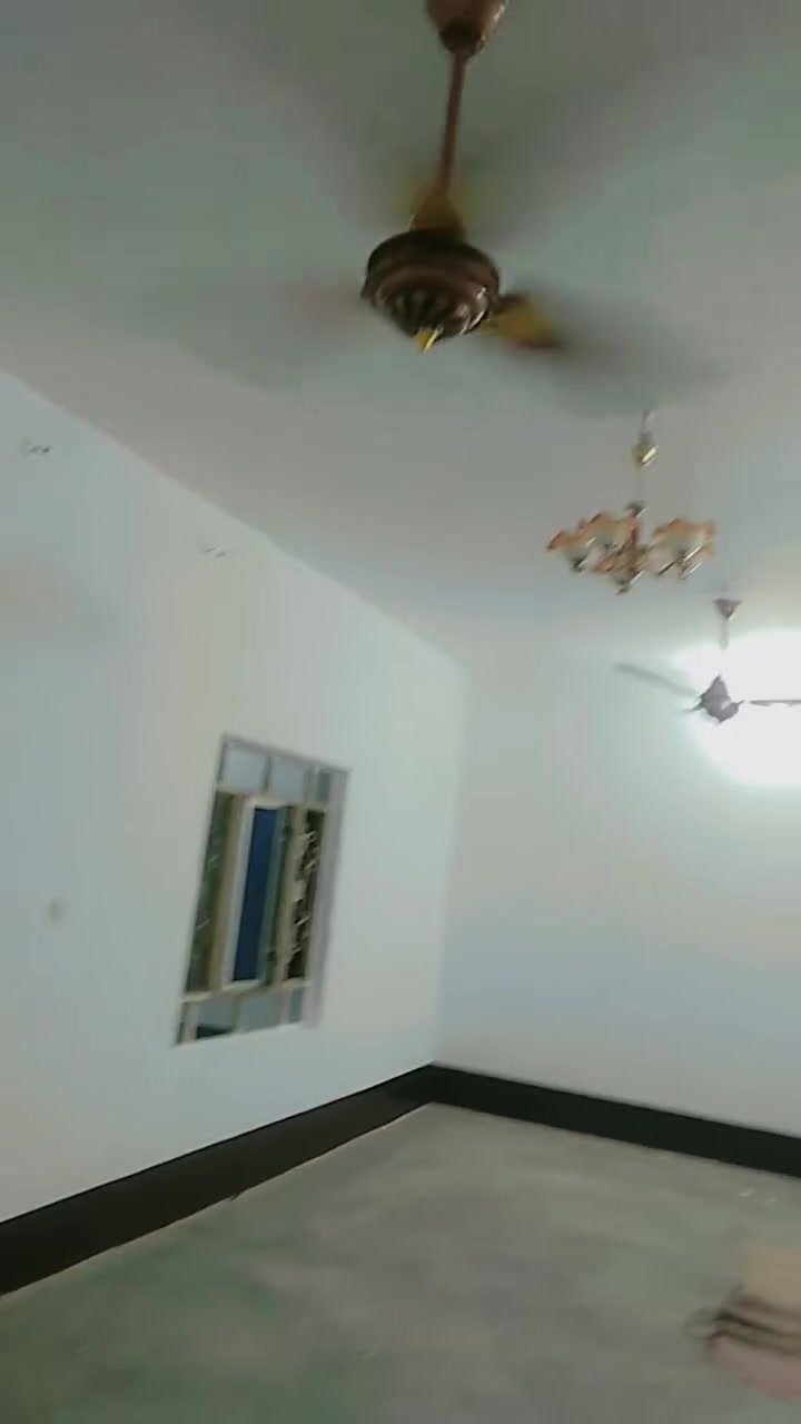 عرض خاص لأهالي الحريه صبغ الغرفه مواد وعمل 100 الف يشمل العرض تصليحات البسيطه من الفطور واثار البسامير للتواصل خاص او واتساب فقط ***********
