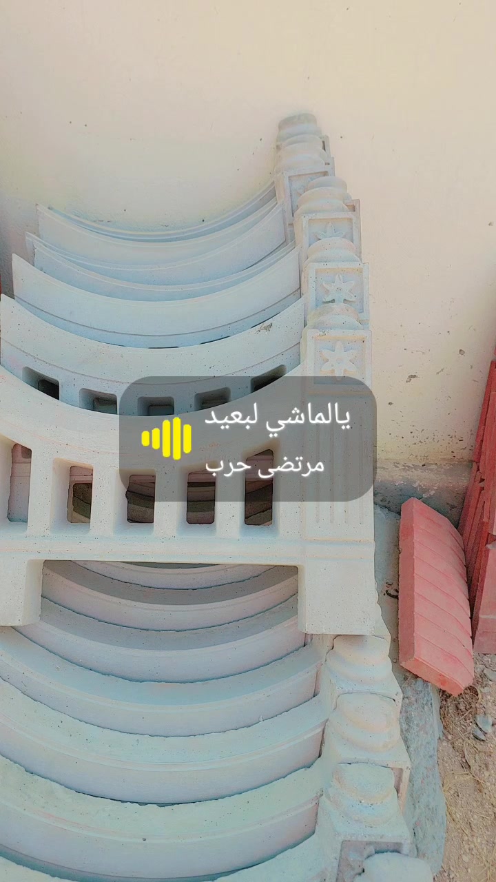 نعمل زراعت ثيل ول اشجار وتنظيف وحراثه وكلشي يخص الحدايق احنه بخدمتكم فقط راسلونه وتساب ***********
