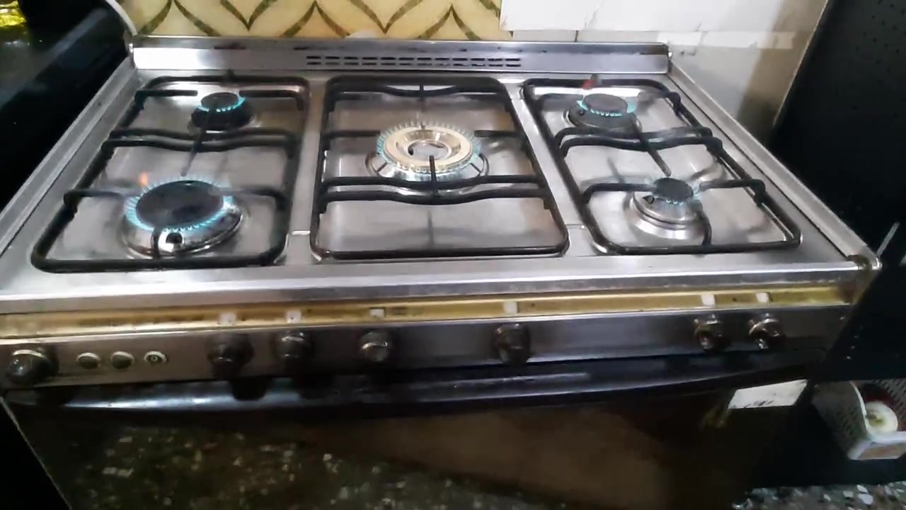 تصليح الطباخات امانة ومسؤولية ونحن اهل لها ورشة الضياء لتصليح الطباخات
لدينا خدمة تصليح في المنزل ارسل صورة للطباخ
واتساب ***********
