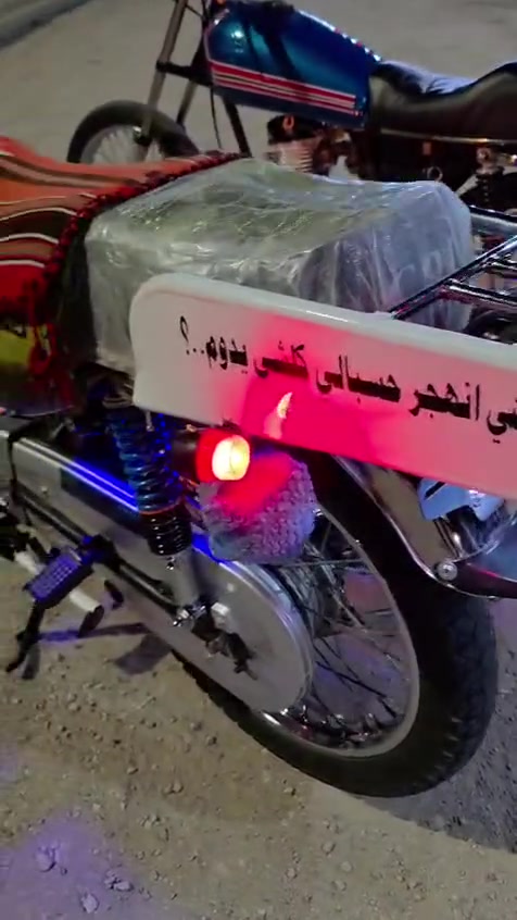 دراجه اربعه كير  للبيع شلامجه   تعمره 24 شاصي 15 ارشا اورق(اصولي اصولي) دراجه كامله على اخير حبايه كلشي شغال كهربائية كامله مكان ديوانيه قضاء الحمزه الشرقي رقم *********** السعر خاص
