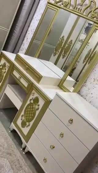 غرفة نوم نظيفة ٤٥٠ العنوان دهوك خاص او واتساب ***********
