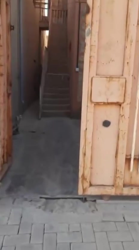 بلسكك • طابق ثاني • ٣ غرف