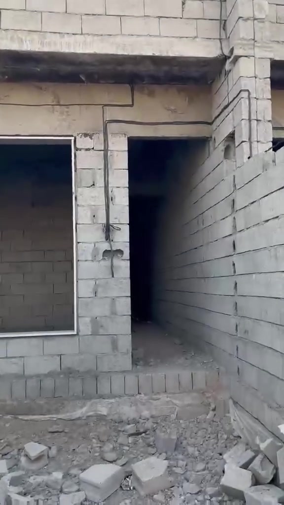 📍الصيادة: طابو زراعي – قرب شقق الصيادة
🏗️ الوصف:
• هيكل كهرباء كامل !! + ملبوخ 
• المساحة:100 م²للهيكل الواحد 
• منطقة مخدومة بالكامل (ماء 💧 – كهرباء ⚡ – خدمات متوفرة)

✅ شرط عشائر
✅ شرط البناء وسلامة العقار

💰 سعر الهيكل الواحد 18 مليون دينار عراقي
✨ السعر قابل للتفاوض

📞 للاستفسار والتواصل:
***********

