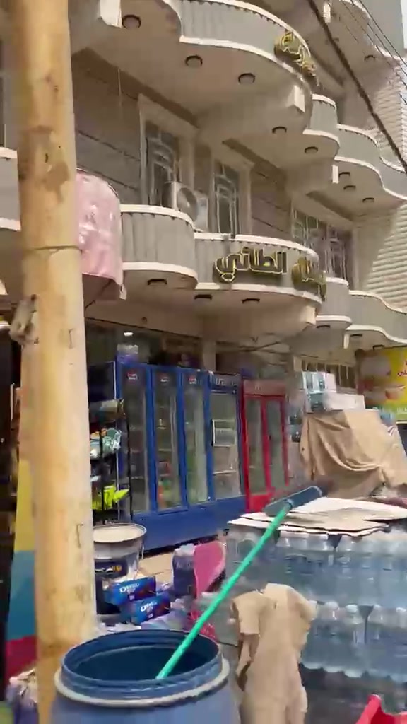 للايجار مشتمل ارضي مساحه ١٢٠ م ع الشارع العام مقابيل افران الطائي كامل الخدمات ايجاره ٥٠٠ الف 
للاستفسار / ***********
