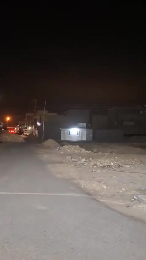 بسم الله الرحمن الرحيم
بيت للبيع في الفلوجة
بناء نهايه ال 2024
حي الجغيفي الثانية 
قرب اسواق عموري  
المساحة : 200 م 
طابقين 
مكون من خمس غرف نوم 
غرفتين بالطابق الاول 
وثلاث غرف سويت بالطابق الثاني 
صالتين 
استقبال 
مطبخ 
نوع الملك : طابو سند
السعر: 220 مليون وبي مجال 
للاستفسار : اتصال على الارقام 

للاتصال :  ***********
***********
#عقارات_الفلوجة #عقارات_العراق
