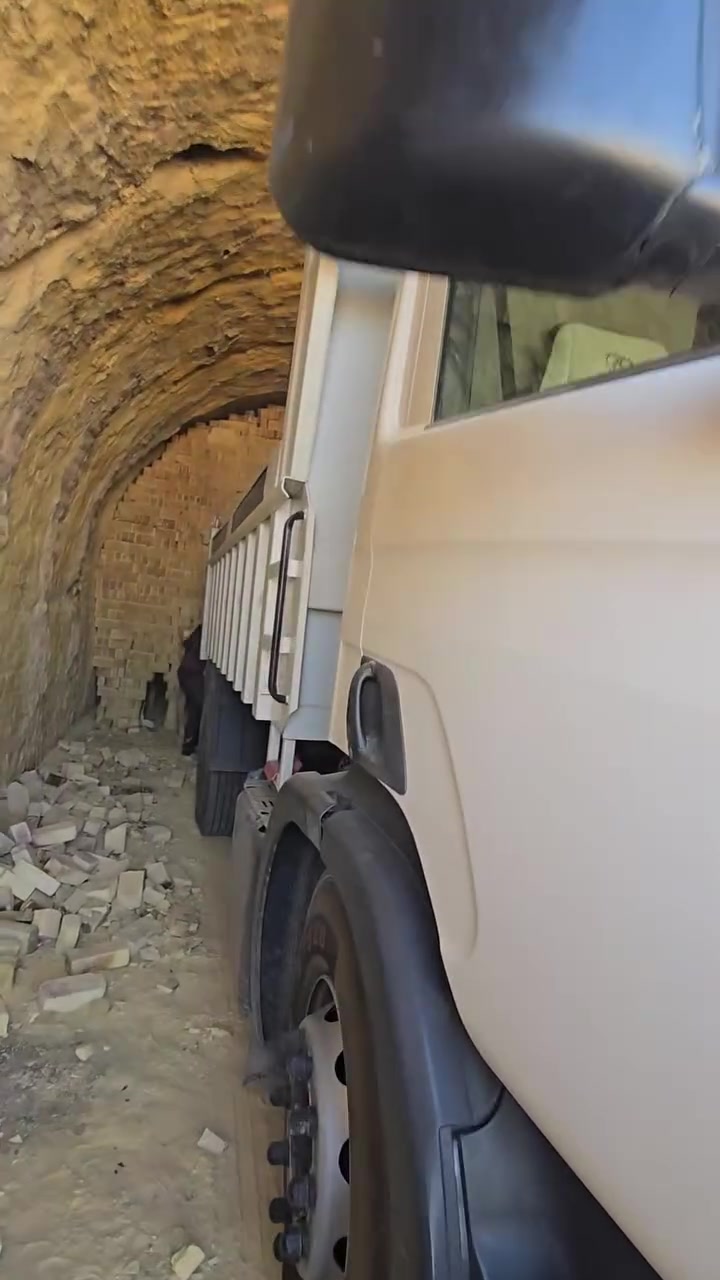 طابوك درجه وله شرط مكلاب  عدد مضبوط  ٤٠٠٠ ٢٥٠   طابوك صلاح ***********
