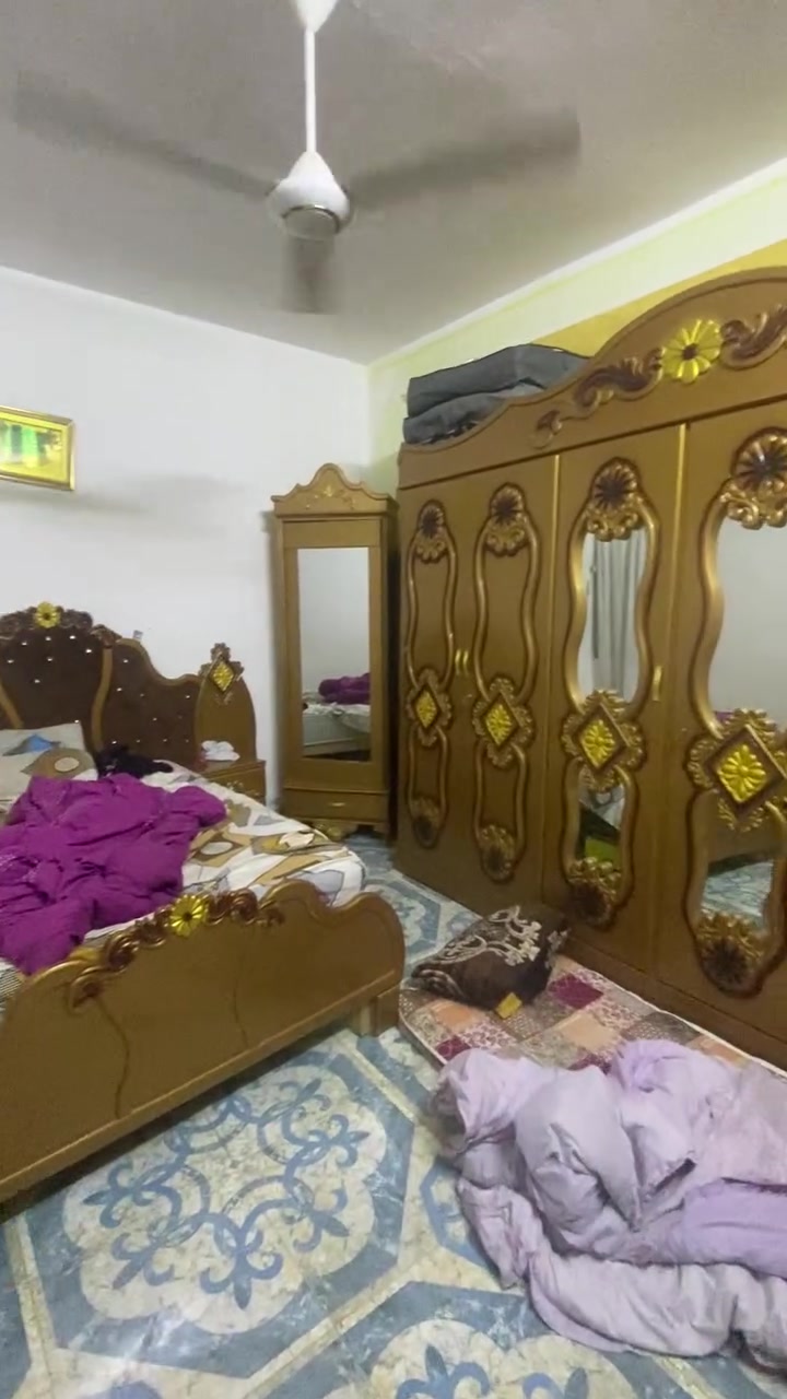 غرفه جديده وسبع قطع للبيع المكان الناصريه حي اور ***********
