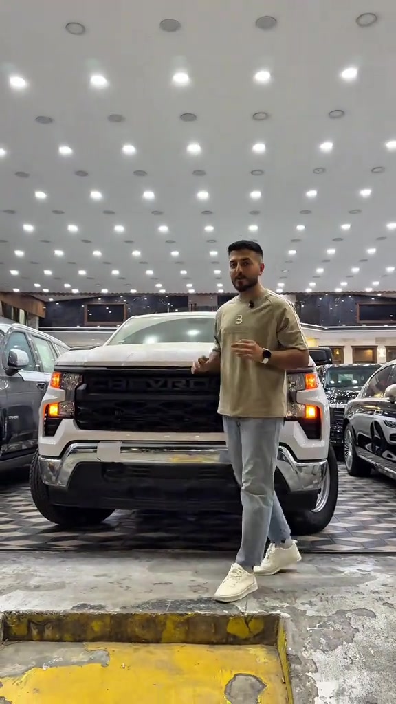 للاستفسار *********** #carsoftiktok #foryou #tiktok #gmc 

نص مكتوب في الصور:
- تشتري ب ٦٠ مليون ؟