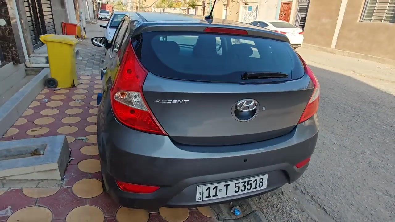 🚗 للبيع هيونداي أكسنت 2017 وارد أمريكي – هاج باك رقم بغداد الجديد بأسمي
للجناية والمتميزين 

🔹 الممشى: 130 ألف ميل 

                

🔹 المواصفات: عادية وتشمل:

1- تحكم كروز سرعة

2- مانع انزلاق EPS

3- تصعيد الجام عند التقفيل

4- تشغيل عن بعد

5- تبريد ثلج

6- محرك وكير بحالة جيدة

7- محرك 1600💪 المرغوب

8 - كهربائيات كلها شغالة 

9- كير اتو  6 نمر AT القوي 💪 

🔹 حالة السيارة:

الضرر: حادث بنيد وجاملغ أيمن ومصبوغات بدون أي تبديل

العتبة جوه باب الصدر بيها طخة، تم سحبها وصبغها

بارد ما بين باب السايق والجاملغ

🔹ملاحظة💬🫯💥 السيارة نظيفة جداً وأستخدام شخصي وتحتوي على جادر كامل + مثلث 

💰 السعر حصري : 82💵 (وبيها مجال بسيط )

🚗 سيارة حلوة وممتازة وبالعافية على اللي ياخذها

📍 العنوان: النجف الأشرف – حي ميسان

📞 للتواصل على رقم الهاتف: *********** 

📩 أو مراسلة الصفحة

