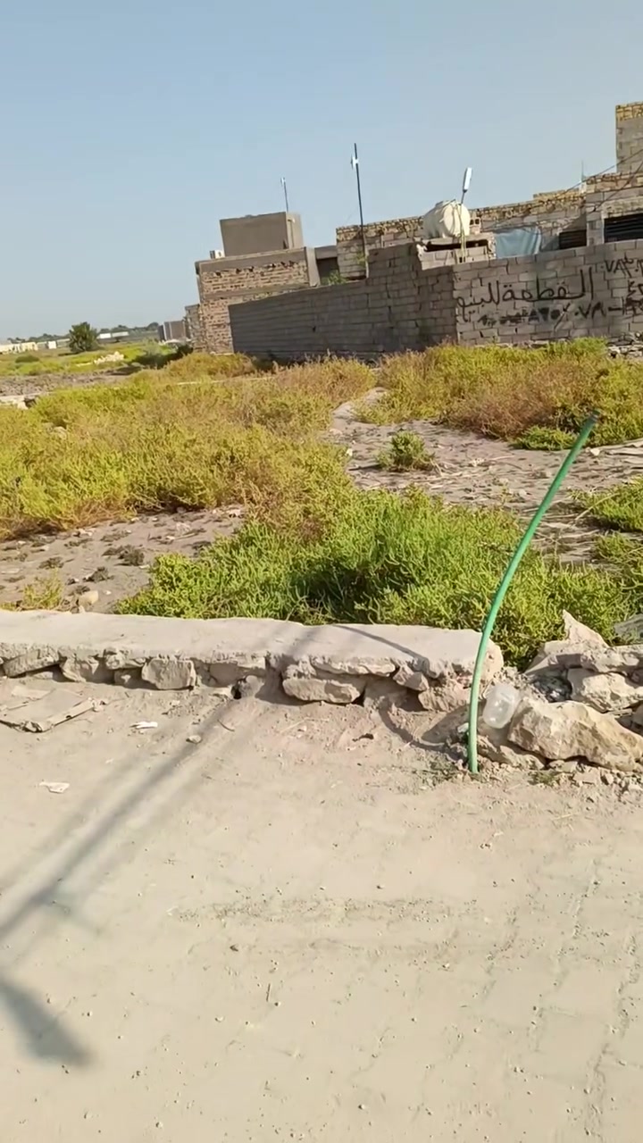 ٤٠٠م • خلف الملعب • ماء ومجاري