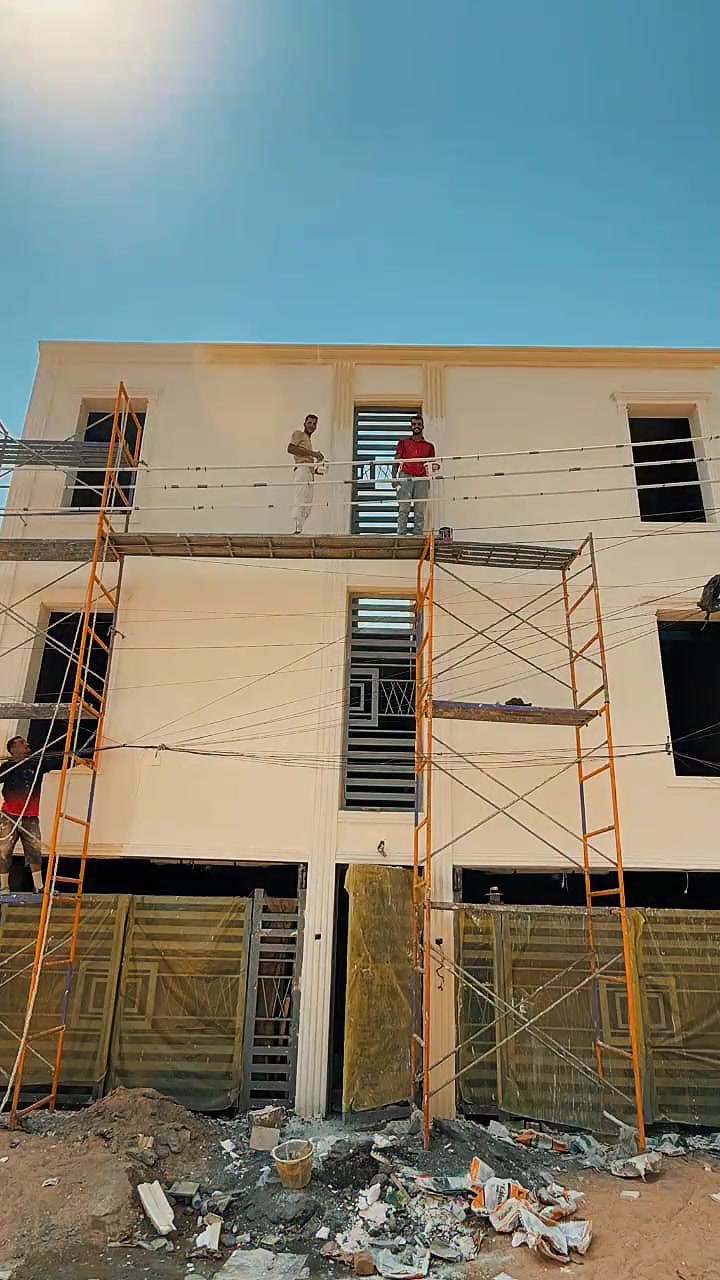 لباخ مصري متفرغ خشن ناعم طلس فوم شغل هندسي درجه اولي جوده في العمل *********** الرقم بي وتس

نص مكتوب في الصور:
- Shot on AWESOME A70