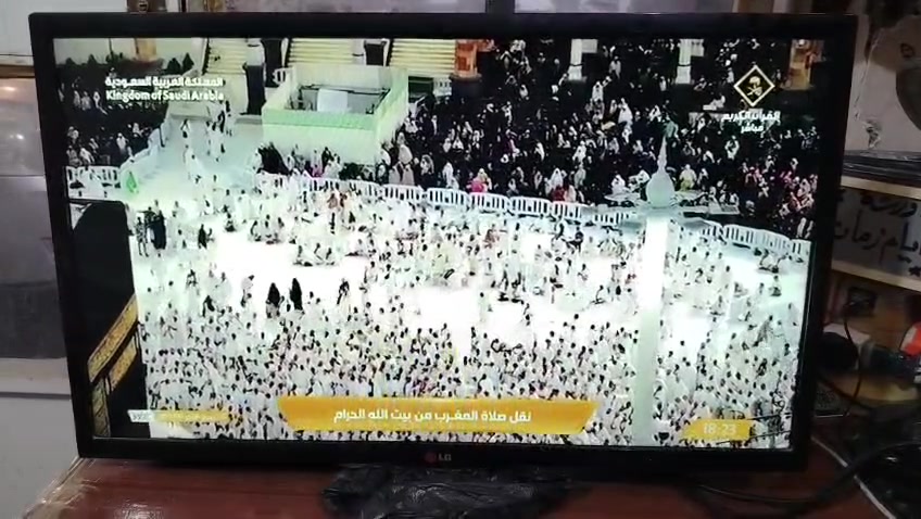 شاشة LG الاصلية مستخدمة تبديل فقط لدات الشركة الاصلية حجم 32 السعر مع التوصيل 85 الف دينار نوع كوري الاصلي
