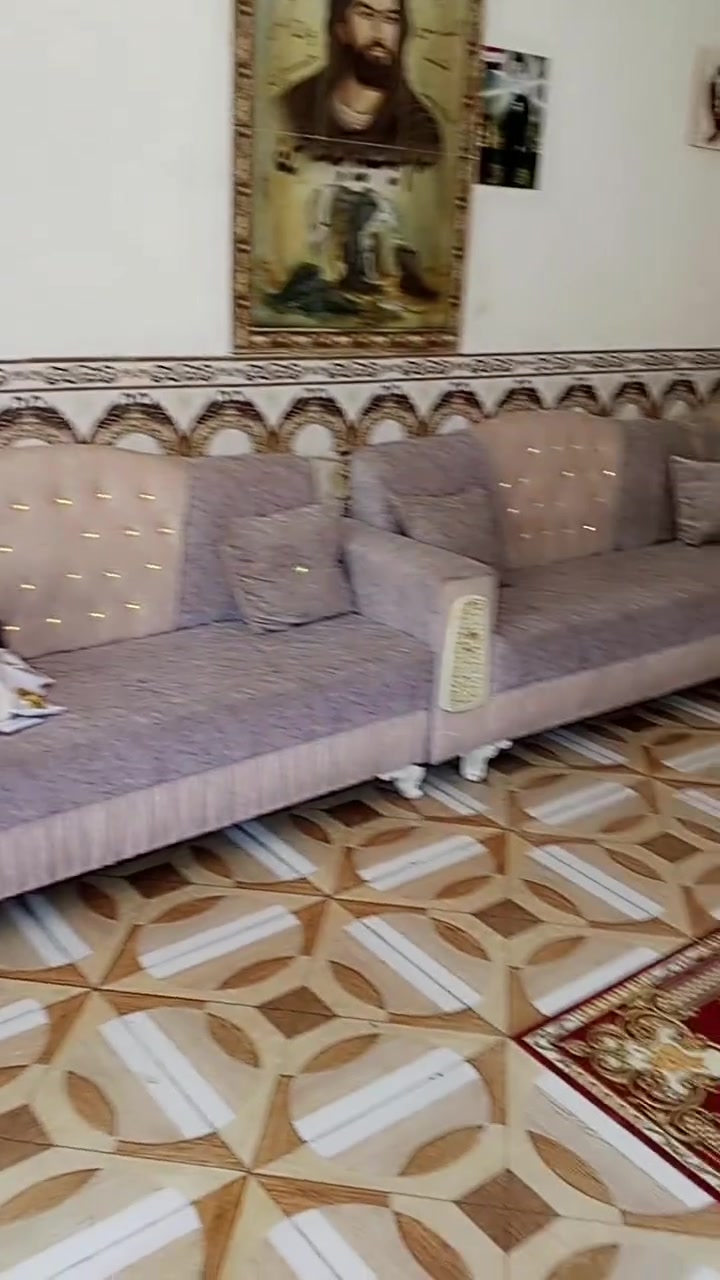السلام عليكم ديوان نضيفات كلشش عدد 2البيع مكان محاويل قرب علي ابن الحسين خاص ماكوو الاتصال عل رقم ***********
