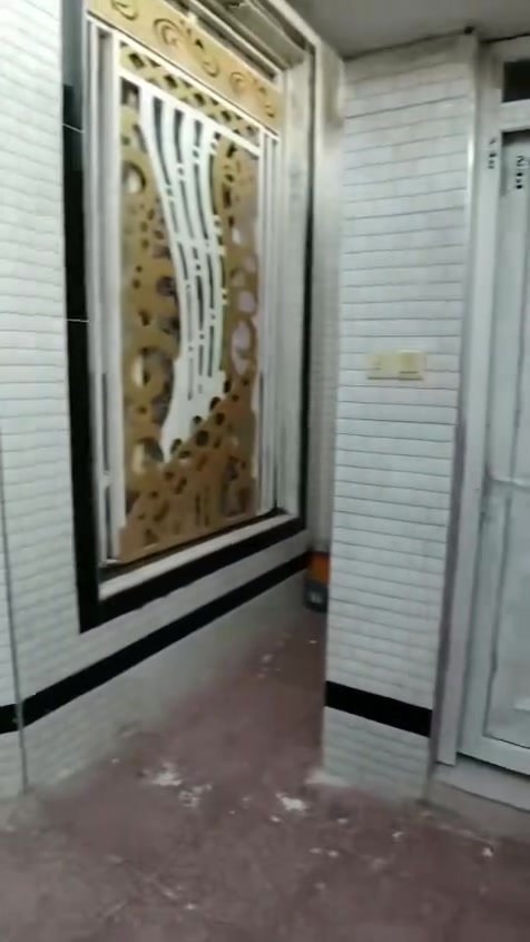 بيت للايجار 100 متر ابو رمانه خلف محمود الكعبي البيت كامل وجديد مطلوب عائلة صغيرة تحافظ على البيت سعر الايجار المطلوب 350 للاستفسار اتصال ***********
