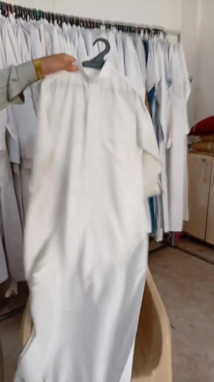 وصول وجبه جديدة من الدشاديش شتوي سعر لواحد ١٠ الف وصول وجبه جديدة من البجايم سعر زوح ٥ الف ودشاديش صيفي سعر لواحد ٥ الف و٣ب ١٠ الف العنوان فلوجه حي المعلمين قرب جامع سعد ***********)( ***********
