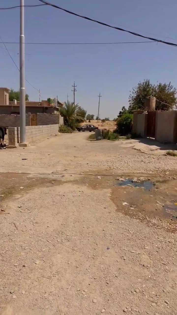 بيت للبيع مساحه 160متر الموقع حي السلام قضاء الحويجه التفاصيل داخل الفيديو السعر 36التصال عن الرقم ***********
