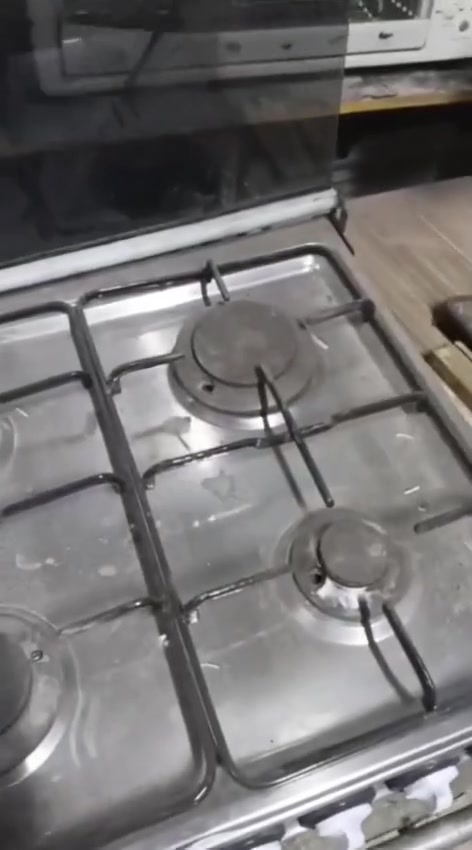 غراض منزليه للبيع كلمن و سعره اي استفسار عله الرقم***********
