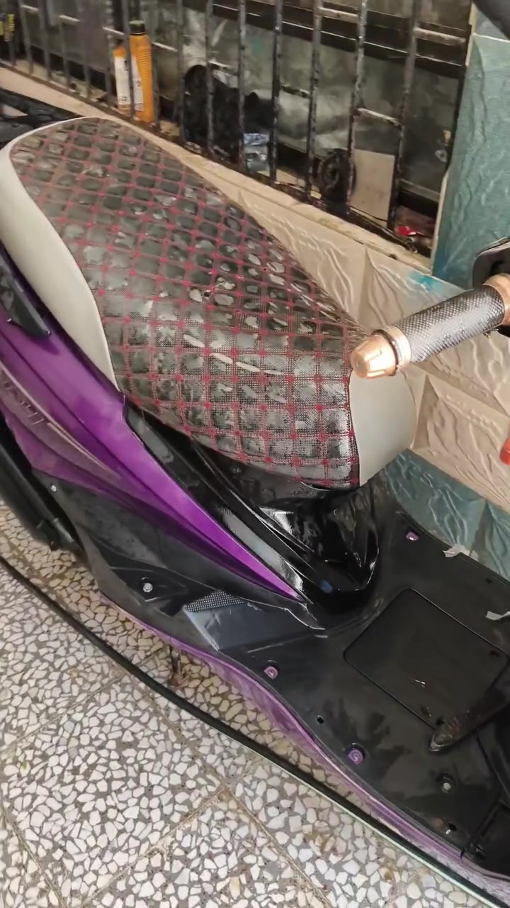 ٣٠٠ • مجال