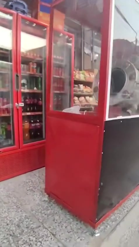 سلام عليكم عربانه حب للبيع مكاني بغداد الحرية للاستفسار الاتصال على الرقم ***********
