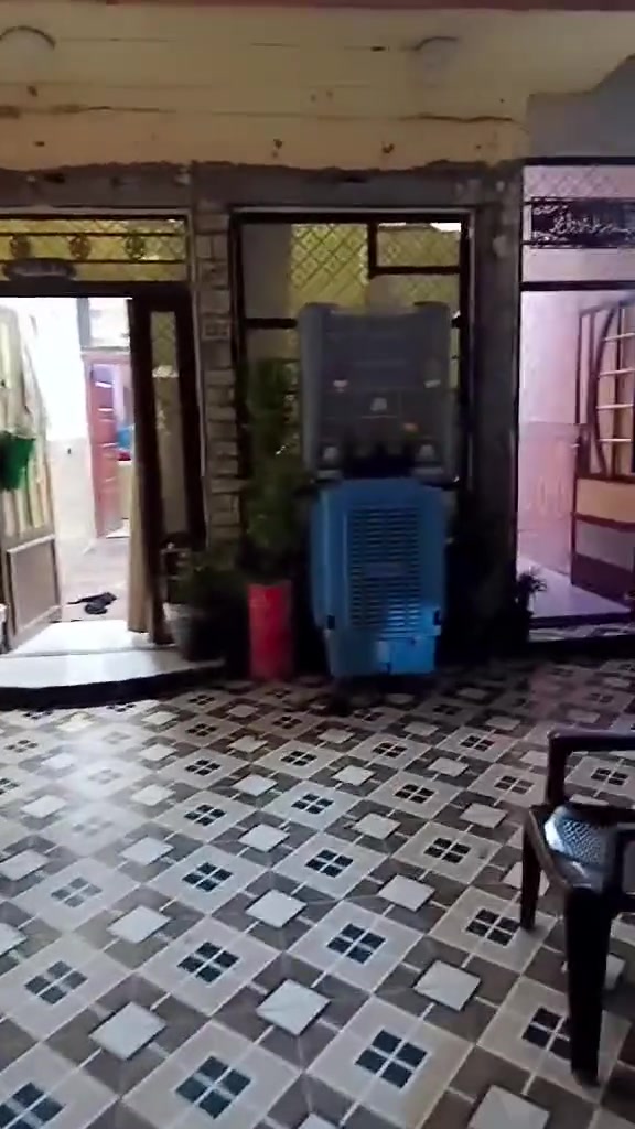 مشتمل للبيع طابو زراعي مساحه 90 العنون المفرق قرب مركز الوحدة ***********
