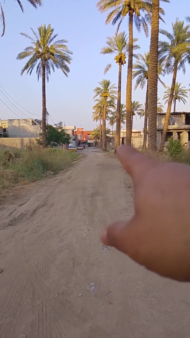 قطعه ارض للبيع سند 25
200 متر واجه 10 نزال 20
السعر 47 بيه مجال قليل 
التفاصيل داخل الفيديو 
للاستفسار ***********
