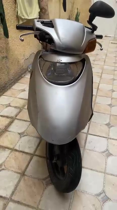 ١٠٠ • ياباني • حديد