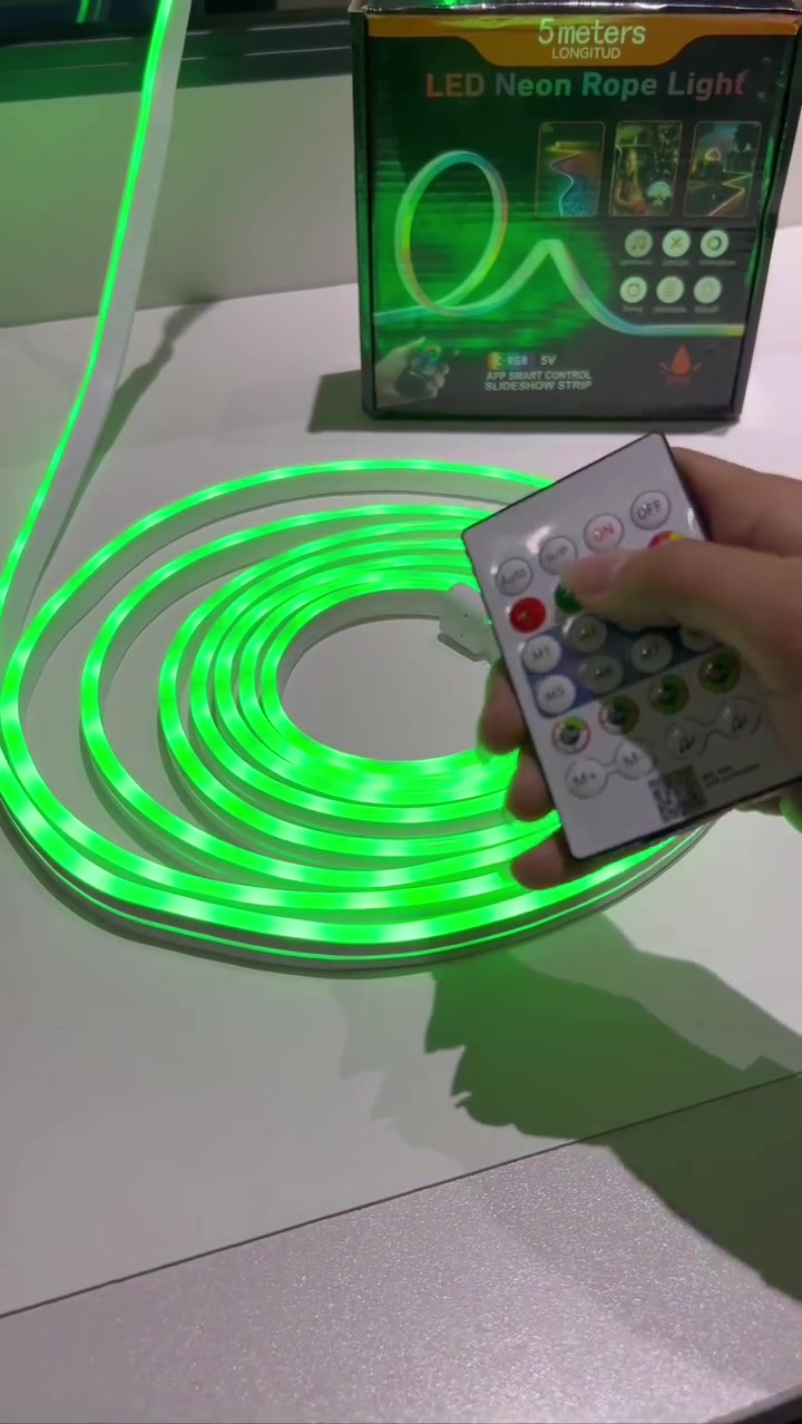 Led نيون حبل إضاءة نيون LED – بتقنية التحكم الذكي طول 5 أمتار
أضف لمسة من السحر والإبداع إلى كل لحظة بضوء يتناغم مع إيقاع حياتك

مصدر طاقة USB سهل الاستخدام يمكن توصيله بالحاسوب أو شاحن الهاتف أو بنك الطاقة

إضاءة مبهرة بلون الأحلام RGB تضيف لمسة ساحرة لأي مكان

يتميز بثلاثة أوضاع تحكم ذكية تناسب جميع الاستخدامات

زر على الشريط لتبديل الأوضاع أو التشغيل والإيقاف بسهولة

جهاز تحكم عن بُعد بالأشعة تحت الحمراء بقدرة عالية للتحكم في الألوان والسطوع

تحكم عبر التطبيق من خلال البلوتوث باستخدام تطبيق Miracles Star

يتيح التطبيق العشرات من التأثيرات الضوئية الديناميكية وضبط السرعة والسطوع

في وضع الميكروفون، تتفاعل الأضواء مع إيقاع الموسيقى لتجعل الأجواء نابضة بالحياة

مصمم بتقنية IC-RGB لتوزيع إضاءة ناعمة ومتناسقة

مقاوم للماء بمعيار IP68 مما يجعله مثاليًا للاستخدام الداخلي والخارجي

الطاقة المقدّرة: 25 واط

الجهد: 5 فولت

مثالي لتزيين الغرف، الحدائق، والحفلات
بطول ٥ متر

السعر 18 الف

توصيل بغداد ٣٠٠٠

محافظات ٥٠٠٠

*********** واتساب
