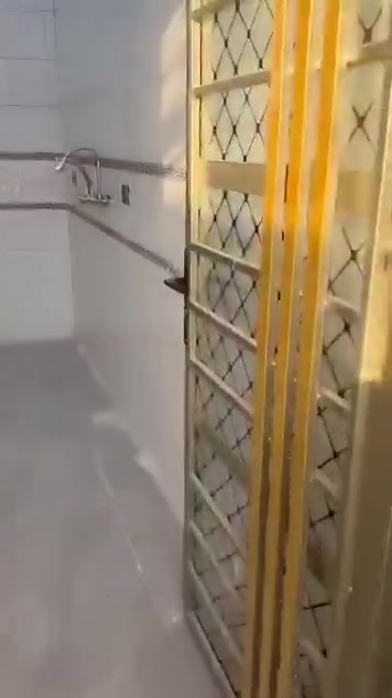 الدبية الاولى • بيت جديد • غير مسكون