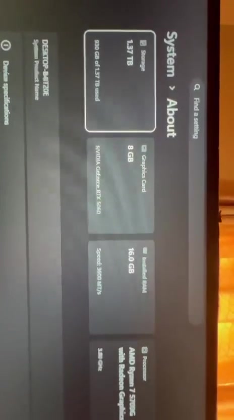 السلام عليكم  متوفر تجميعه فئه متوسطة
استخدام 4 اشهر 
النظافة 90‎%‎ 

CPU:- R7. 5700g
Coller:- Deepcool dual fan  
GPU:- Asus dual  RTX 5060.  OC 
RAM:- 2*8 =16 gb ram 3600 T-force RGB
MB:- ASUS PRIME B450M-A II.
Hard1 :- Ssd m.2 NVME 512gb GT leaxer 
Hard3:- Ssd sata 256 gb
Hard4:- Ssd sata 512 gb
PWS:- 600 W. Deepcool
الإضافات 

كيبل  كرت شاشة عمودي. ASUS ROG
كارت واي فاي + بلوتوث مربوط دايركت على المذربورد 
باقي الامور موضحه بالفيديو 
وهذا رابط بينشمارك  حته تشوف الاداء مال هاي التجميعة

https://youtu.be/hGn-y6KNDBg?si=Ba-lZa4nl6wVX-Zw
السعر المطلوب 1,600,000 وبيها مجال  
ماكو توصيل 
عنواني الناصرية
رقم الهاتف اتصال او واتساب 
***********
