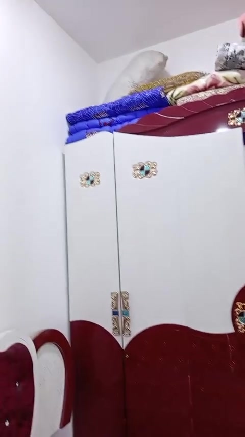 غرفه نوم • مستعملة • كنتور وزاريه