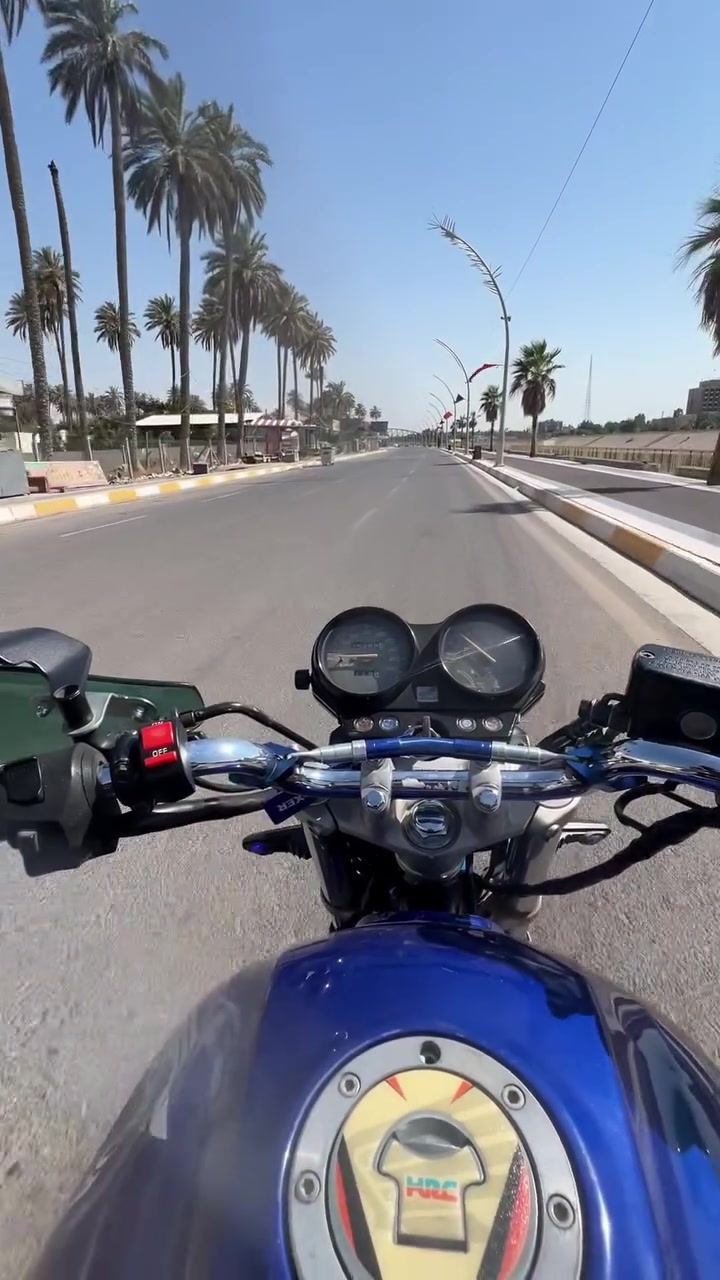 هوندا CB400 سوبر فور
درجة كفالة مكينة ما مفتوحة والباقي واضح بل صورة بدون ارقام مكفولة من السرقة والعشائر مال جناي السعر1900 اي معلومة هذة رقمي ***********
