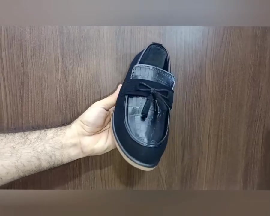 احذية تركية 🇹🇷 - جملة فقط 🔥
@توصيل لكل العراق 🇮🇶
تابعنا علی الصفحة حتى تشوف كل الموديلات الجديدة يومياً 
#جملة
تابعو القناة واتساب https://whatsapp.com/channel/0029VbAuXFW6LwHtBVJU1z07
للحجز والمراسلة 
***********

#احذية_تركية #احذية_جملة #جملة_احذية #تجهيز_محلات #احذية_رجالية #تجارة_العراق #سوق_الجملة #كركوك #بغداد #البصرة #سلیمانیة
