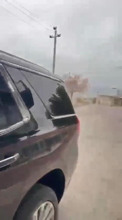 جمسي دنلي
موديل ٢٢
فول مواصفات شركة المنصور 
مكفوله من كلشي
ماشيه ٩١
السعر ٤٩٠ 
لاستفسار ***********
وات ساب ***********
