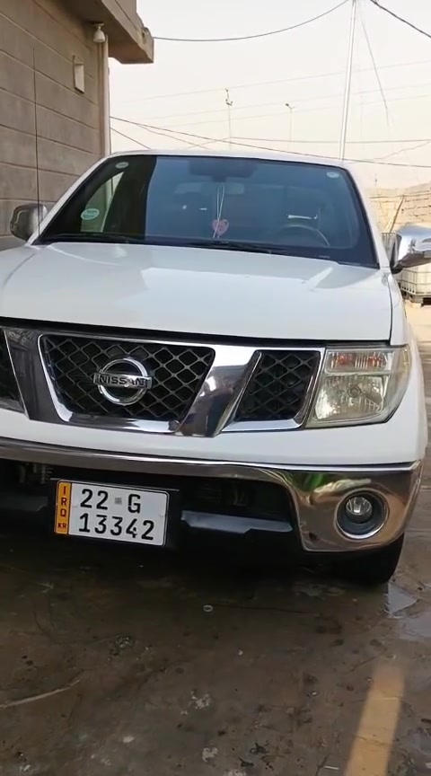 السلام عليكم نيسان نيفاره 2013 كفاله عامه شرط سونار تبريد ثلج رقم اربيل السيارة  وضع شركة لتواصل *********** السعر 120 ورقه
