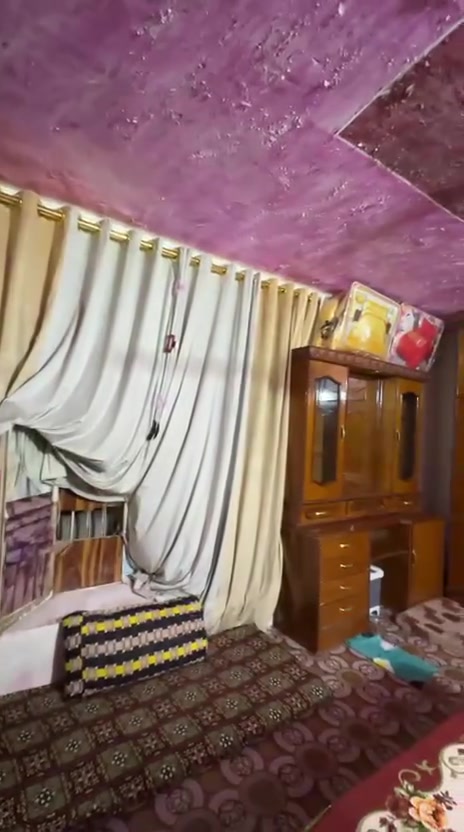 للبيع غرفه اخشاب أسعر مليون اوبيه مجال***********
