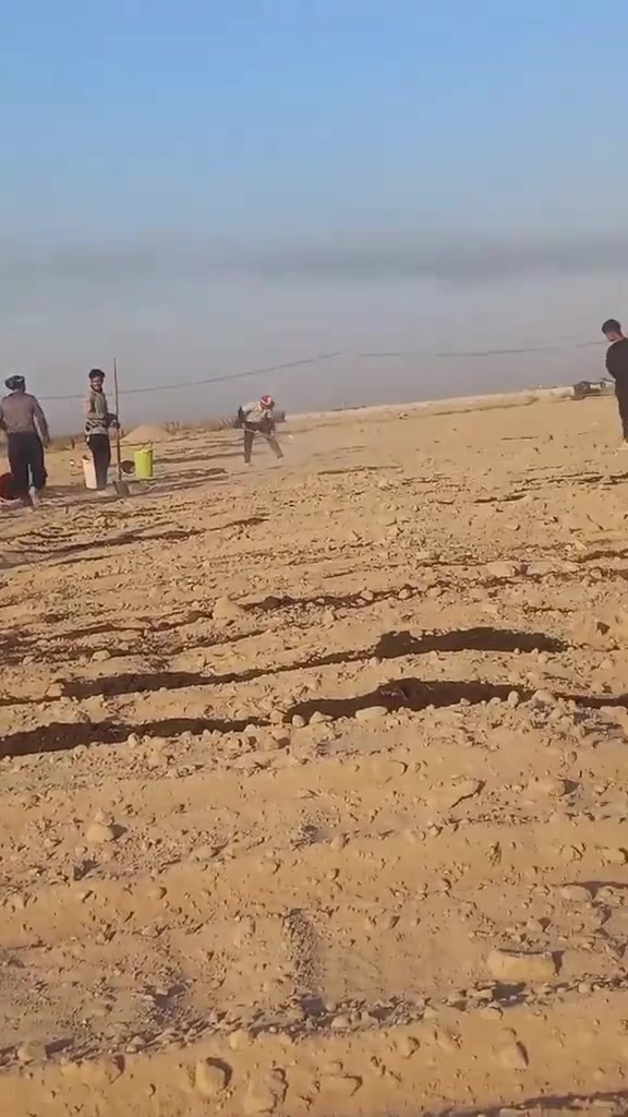 عمال سماد • دفان