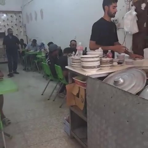 مطعم للبيع المكان بغداد الجديده قرب مول بغداد الجديده. 
المطعم جاهز هوه ول غراض البي
للاستفسار الرقم:***********
