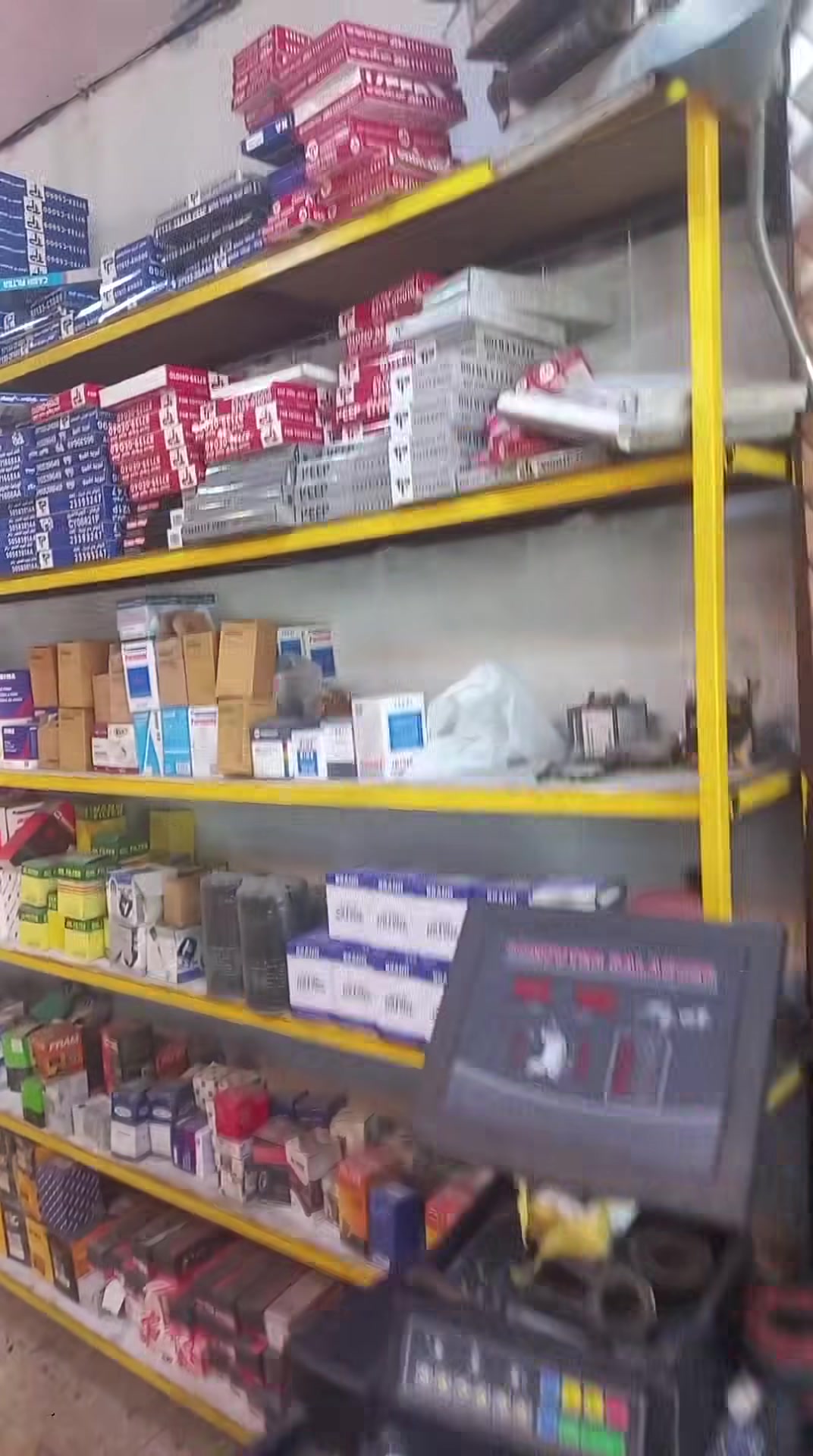 السلام عليكم بسبب الوعود الكاذبه  والمواعيد وعدم مصداقيه بعض الناس قمت بئعادت المنشور.   خدمات الدب 2 العنوان بغداد الجديده مقابل الملجاء قرب جامع العباس عليه السلام رقم الموبايل ***********
