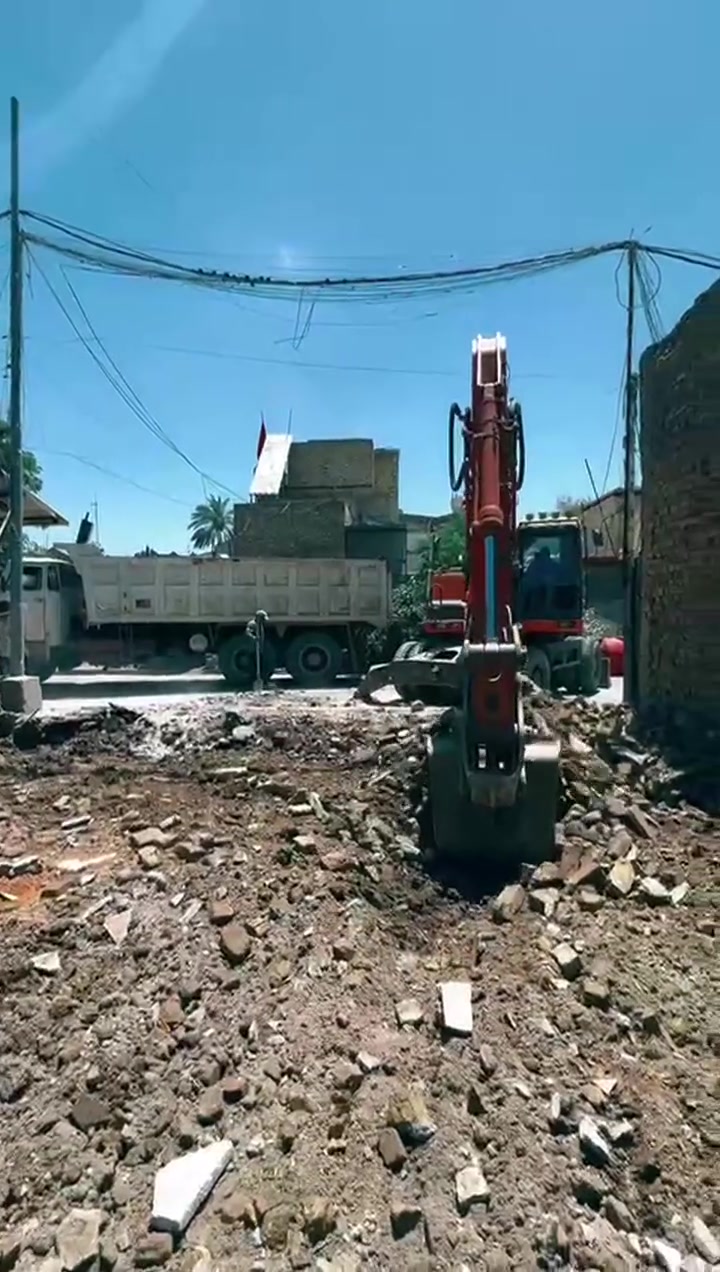 شركة المقاولات هدم وتفلش والحفر في بغداد التواصل  ***********
