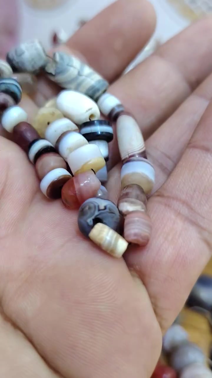 نوادر الجزع اليماني القديم نبيع جمله مفرد للتواصل اتصال او وتساب ***********
@إشارة 
مكاني ميسان المجر الكبير
