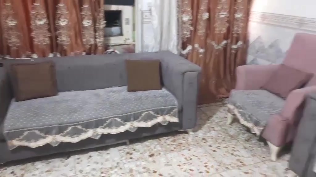تخم • ١٠٠ قفل