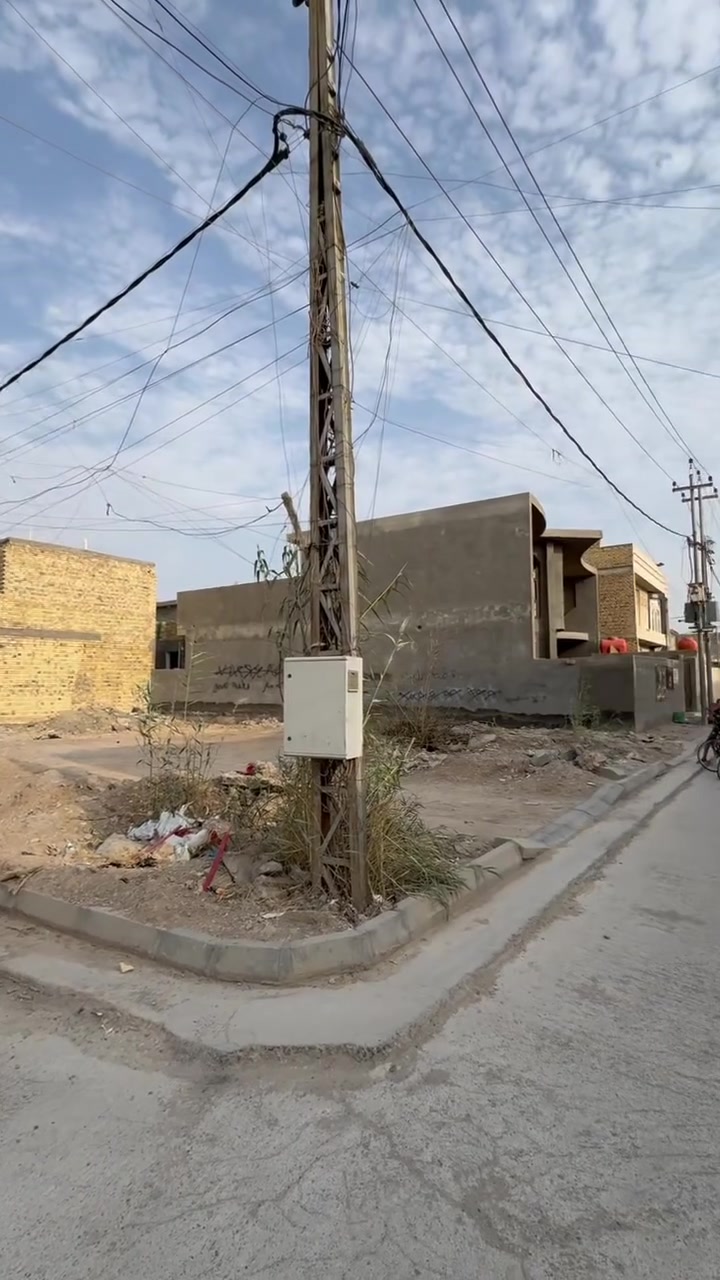 🏡 للبيع قطعة أرض في حي الجامعة – فرصة مميزة

📍 الموقع: حي الجامعة
📐 المساحة: 260 متر
✅ قطعة ركن
✅ خدمات متكاملة
✅ طابو صرف – تحويل مباشر

فرصة ممتازة للسكن أو للاستثمار في إحدى المناطق المخدومة.

📞 للاستفسار: ‭***********‬
